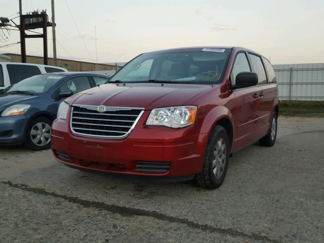 2A8HR44H78R665830 - 2008 CHRYSLER TOWN & COU RED photo 2