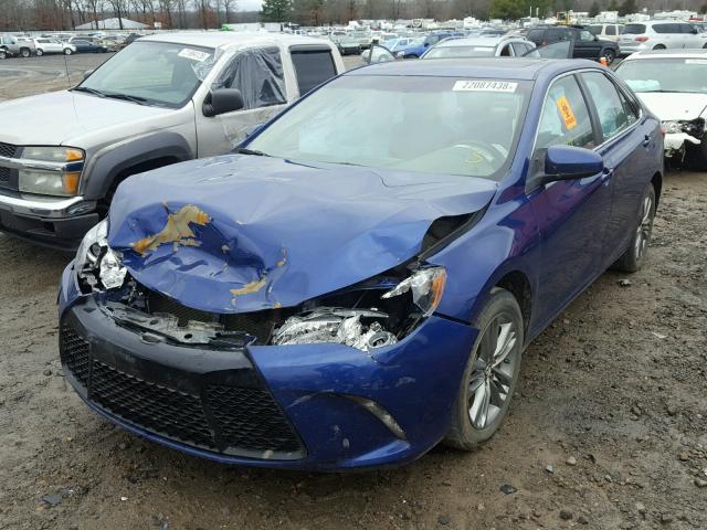 4T1BF1FK6FU892354 - 2015 TOYOTA CAMRY LE BLUE photo 2