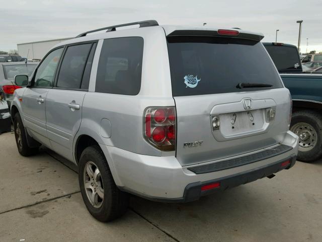 5FNYF28516B009748 - 2006 HONDA PILOT EX SILVER photo 3