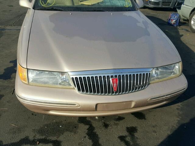 1LNLM97V0VY680980 - 1997 LINCOLN CONTINENTA GOLD photo 9