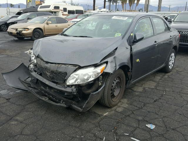 2T1BU4EE0AC487829 - 2010 TOYOTA COROLLA BA GRAY photo 2