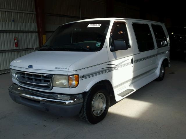 1FDRE14L9XHB17201 - 1999 FORD ECONOLINE WHITE photo 2