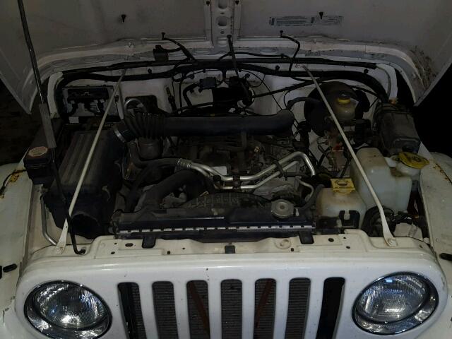 1J4FA59S8YP804178 - 2000 JEEP WRANGLER / WHITE photo 7