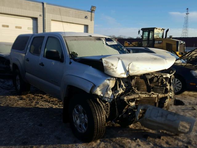 5TELU42N67Z357520 - 2007 TOYOTA TACOMA DOU SILVER photo 1