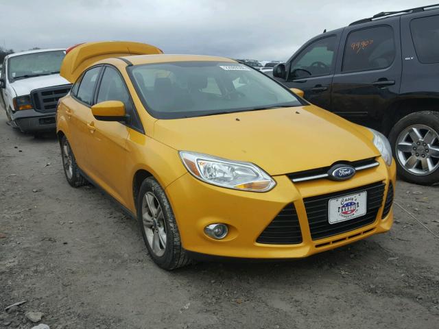 1FAHP3F25CL311439 - 2012 FORD FOCUS SE YELLOW photo 1