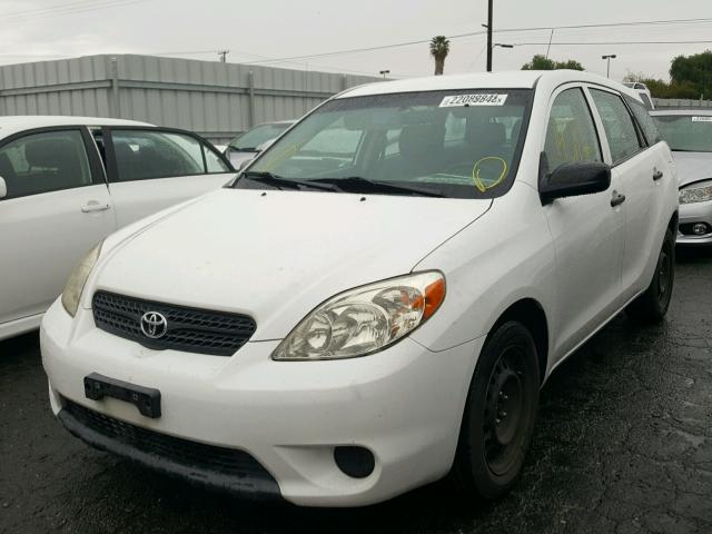 2T1KR32E18C695325 - 2008 TOYOTA COROLLA MA WHITE photo 2