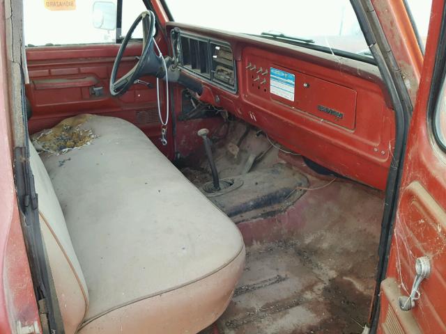 F26SRY43811 - 1977 FORD F250 RED photo 5