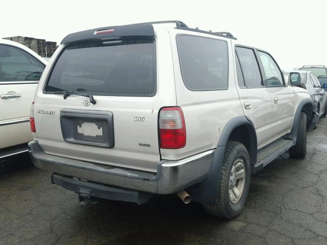 JT3GN86R0X0113370 - 1999 TOYOTA 4RUNNER SR SILVER photo 4