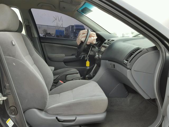 1HGCM56415A116917 - 2005 HONDA ACCORD LX GRAY photo 5