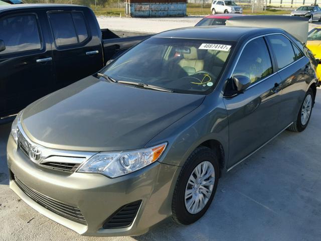 4T1BF1FK3DU675180 - 2013 TOYOTA CAMRY L GRAY photo 2