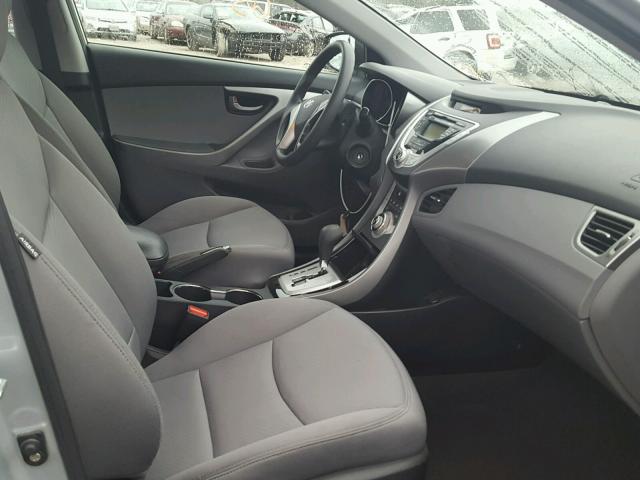 5NPDH4AE6BH061418 - 2011 HYUNDAI ELANTRA GL SILVER photo 5