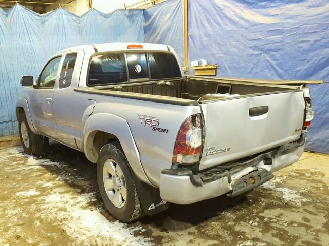 5TFUU4EN4BX010316 - 2011 TOYOTA TACOMA ACC SILVER photo 3