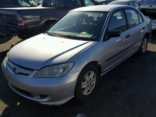 1HGES16355L008318 - 2005 HONDA CIVIC DX V SILVER photo 2