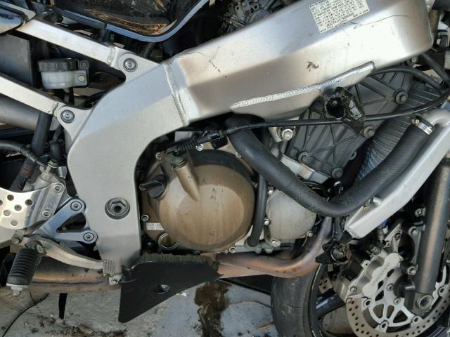 JKAZX4J1X7A066460 - 2007 KAWASAKI ZX600 J1 黑色 照片 7