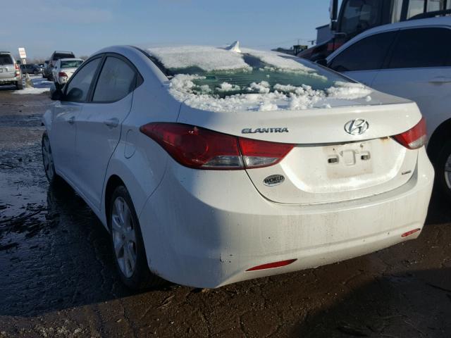 5NPDH4AE1BH000428 - 2011 HYUNDAI ELANTRA GL WHITE photo 3