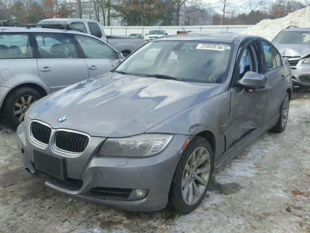 WBAPK7C54BF086175 - 2011 BMW 328 XI GRAY photo 2