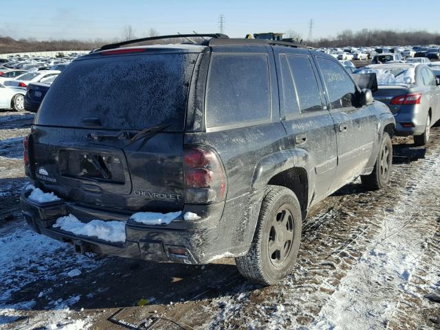 1GNDT13S722460573 - 2002 CHEVROLET TRAILBLAZE BLACK photo 4