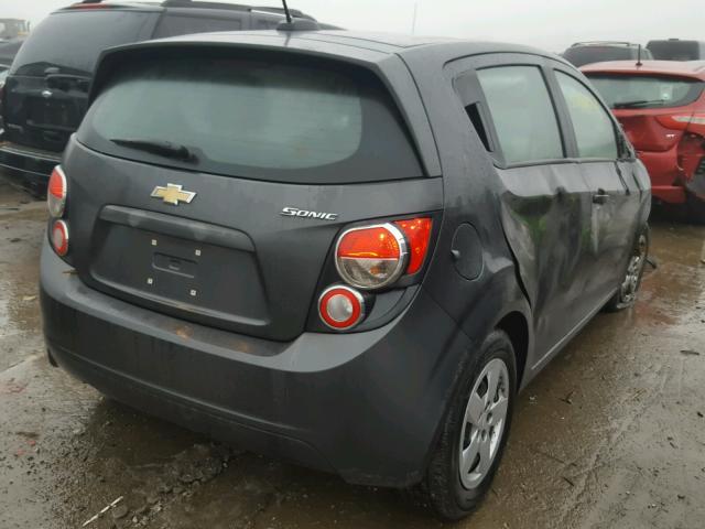 1G1JA6SH0G4182687 - 2016 CHEVROLET SONIC LS GRAY photo 4