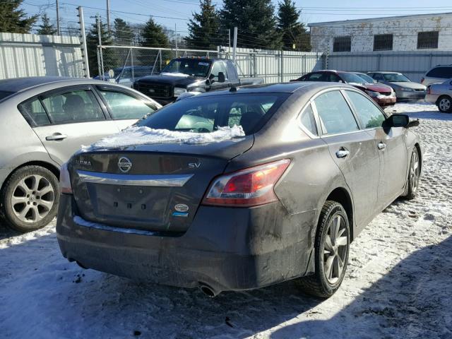 1N4AL3AP3DN421041 - 2013 NISSAN ALTIMA 2.5 BROWN photo 4