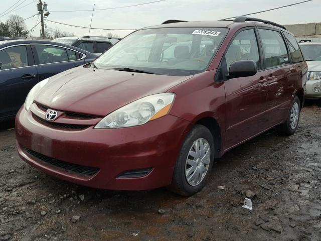 5TDZK23CX8S130394 - 2008 TOYOTA SIENNA CE RED photo 2