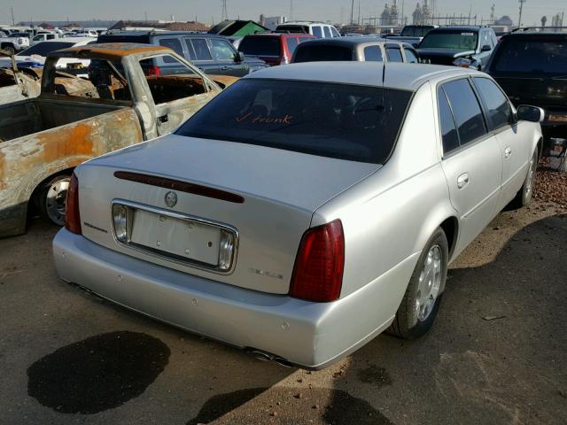 1G6KD54Y31U186737 - 2001 CADILLAC DEVILLE SILVER photo 4