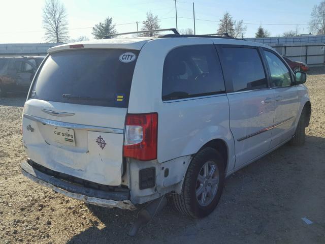 2C4RC1BG3CR223156 - 2012 CHRYSLER TOWN & COU WHITE photo 4