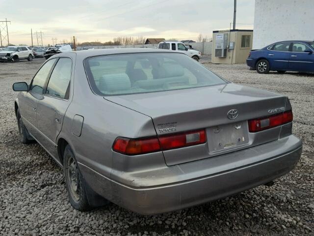 4T1BG22K1WU287294 - 1998 TOYOTA CAMRY BROWN photo 3