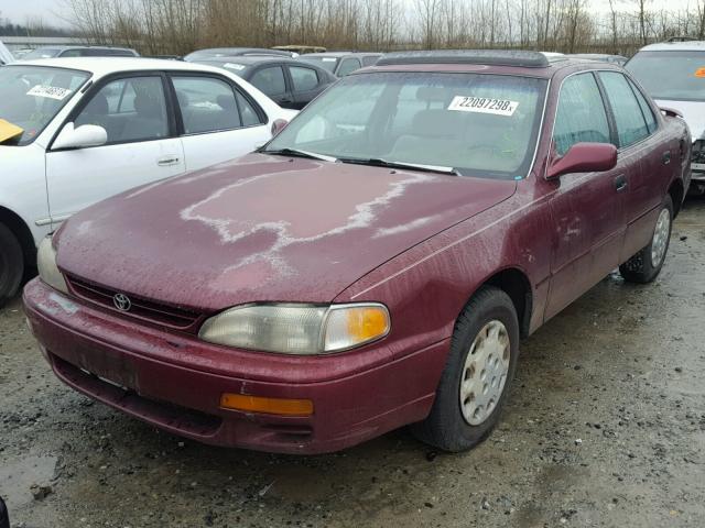 4T1BG12K4TU710567 - 1996 TOYOTA CAMRY DX RED photo 2