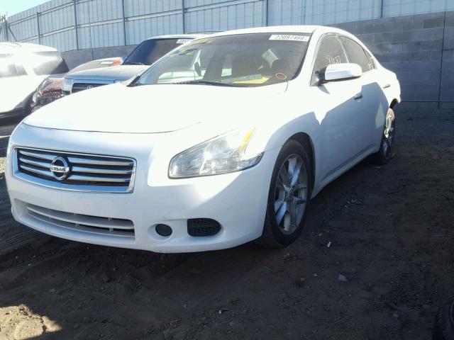 1N4AA5AP1CC861481 - 2012 NISSAN MAXIMA S WHITE photo 2