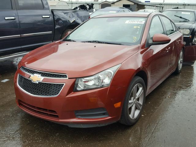 1G1PE5SB8D7138631 - 2013 CHEVROLET CRUZE LT RED photo 2