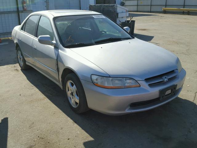 1HGCG1654XA041402 - 1999 HONDA ACCORD EX SILVER photo 1