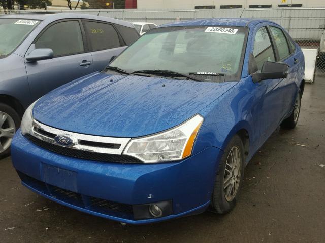 1FAHP3FN7BW198682 - 2011 FORD FOCUS SE BLUE photo 2