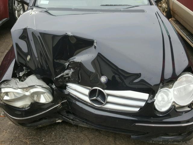 WDBTJ56H58F240172 - 2008 MERCEDES-BENZ CLK 350 BLACK photo 7