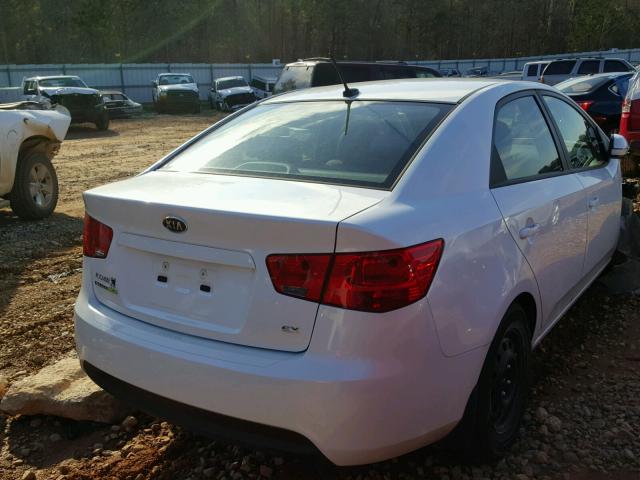 KNAFU4A21C5559115 - 2012 KIA FORTE EX WHITE photo 4