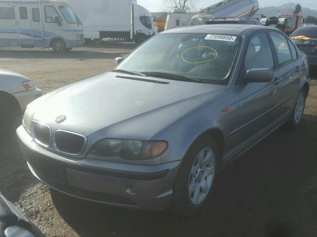 WBAAZ33454KP90638 - 2004 BMW 325 IS SUL SILVER photo 2