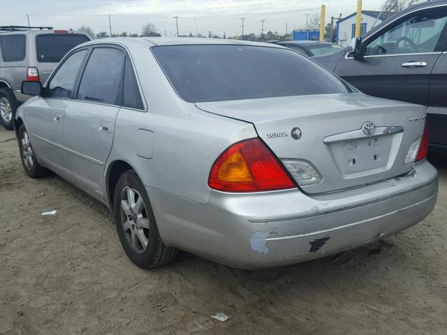 4T1BF28B81U158004 - 2001 TOYOTA AVALON XL GRAY photo 3