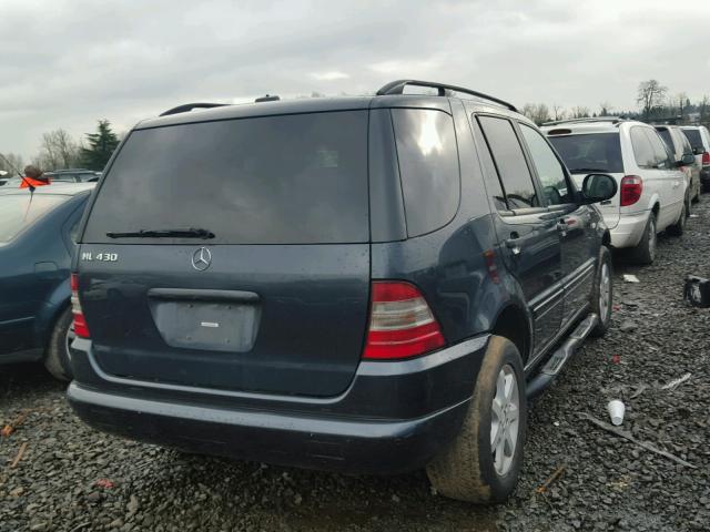 4JGAB72E6YA165505 - 2000 MERCEDES-BENZ ML 430 蓝色 照片 4