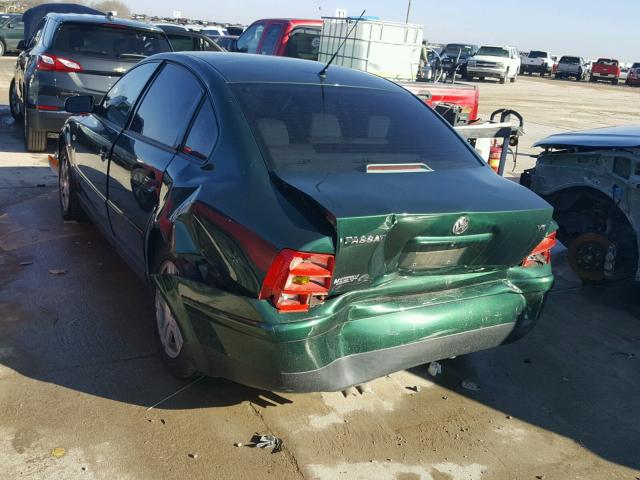 WVWPD23B0YP346631 - 2000 VOLKSWAGEN PASSAT GLX GREEN photo 3