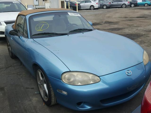 JM1NB353520231175 - 2002 MAZDA MX-5 MIATA BLUE photo 1