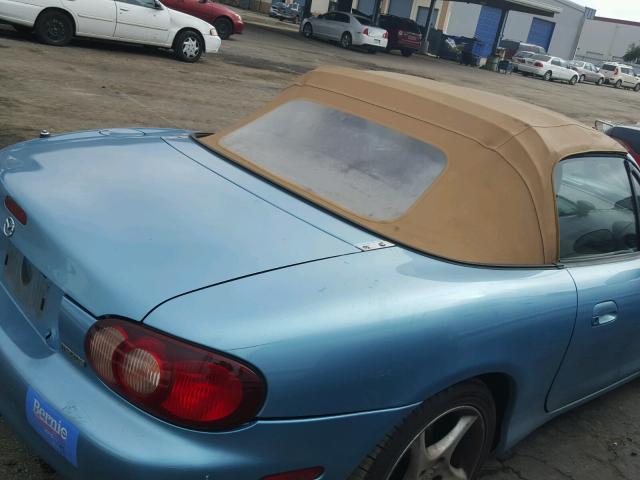 JM1NB353520231175 - 2002 MAZDA MX-5 MIATA BLUE photo 9