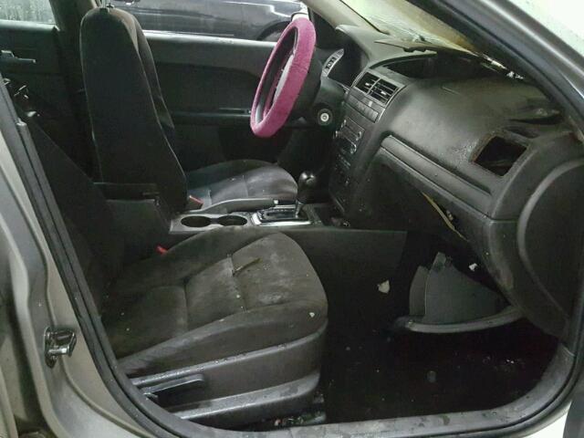 3FAHP07Z68R242571 - 2008 FORD FUSION SE GRAY photo 5