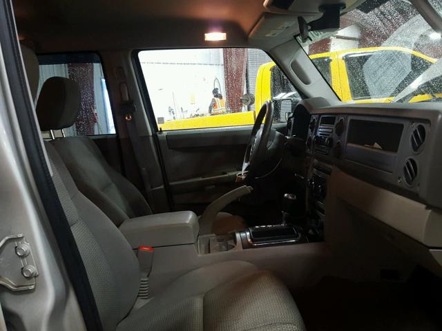 1J8HG48K37C686340 - 2007 JEEP COMMANDER ვერცხლისფერი ფოტო 5