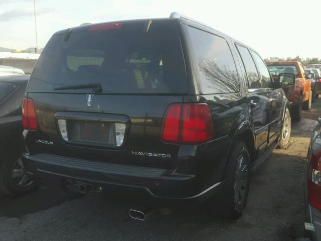 5LMFU28R74LJ32375 - 2004 LINCOLN NAVIGATOR BLACK photo 4