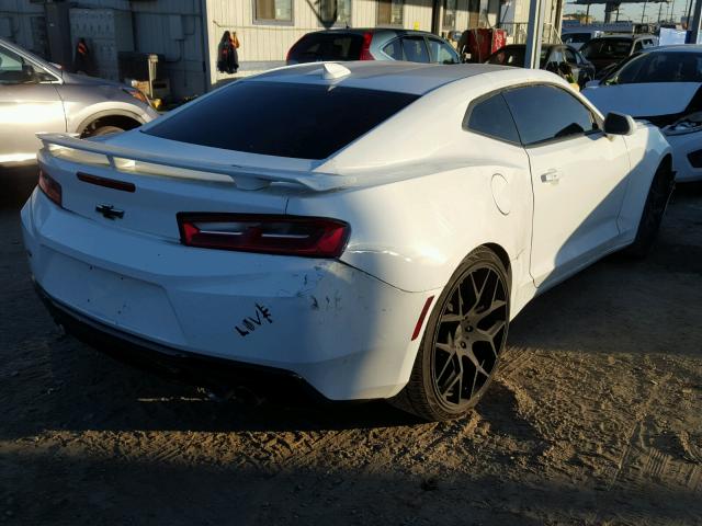 1G1FF1R70H0142173 - 2017 CHEVROLET CAMARO SS WHITE photo 4