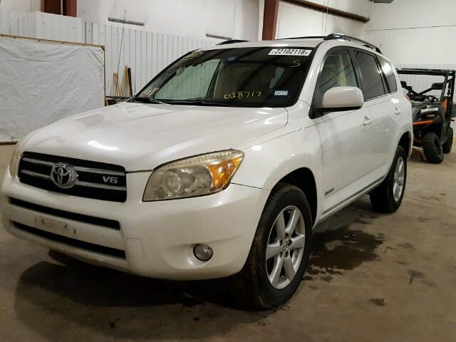 JTMBK31V275028717 - 2007 TOYOTA RAV4 LIMIT WHITE photo 2