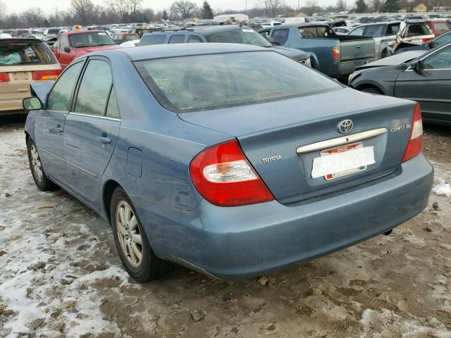 4T1BE32K43U645432 - 2003 TOYOTA CAMRY LE BLUE photo 3