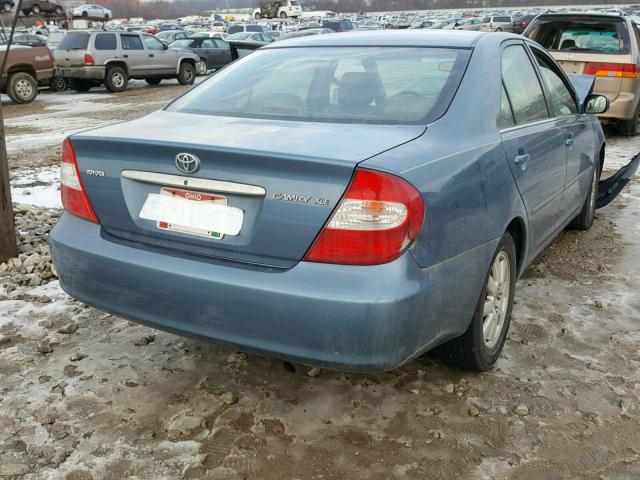4T1BE32K43U645432 - 2003 TOYOTA CAMRY LE BLUE photo 4