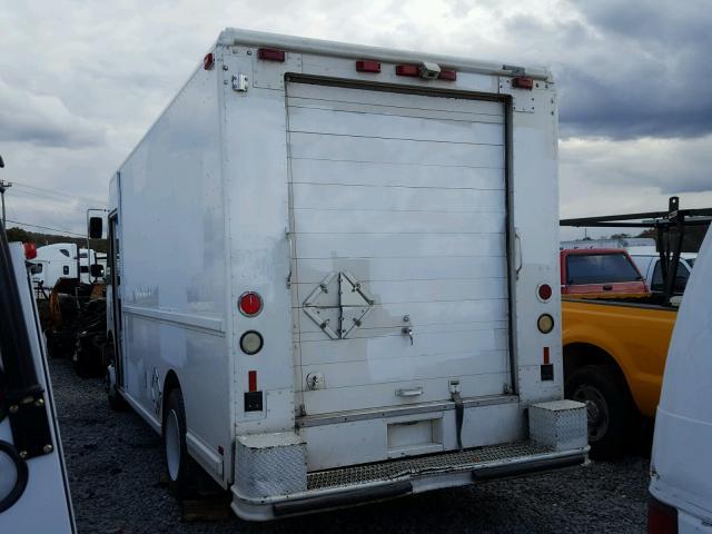 4UZA4FF42XCA60732 - 1999 FREIGHTLINER CHASSIS M WHITE photo 3