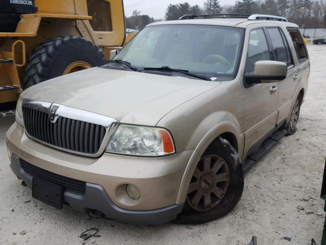 5LMFU28R44LJ01102 - 2004 LINCOLN NAVIGATOR GOLD photo 2