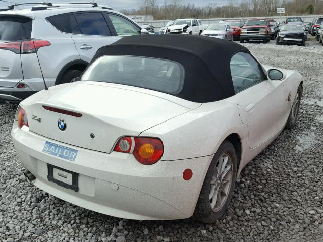 4USBT33554LS50731 - 2004 BMW Z4 2.5 WHITE photo 4